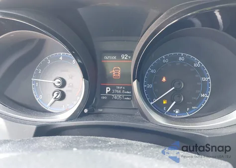 2014 Toyota Corolla S Plus z USA, uszkodzony, nr VIN 5YFBURHE9EP130826